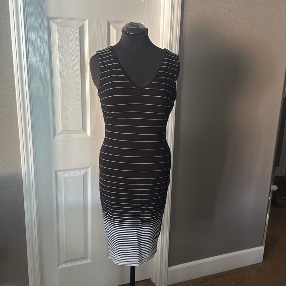 White House Black Market black dress